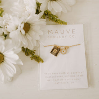 Meadow Necklace with Mustard Seed