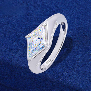 Lumière Rhombus 3.5CT Moissanite Engagement Ring
