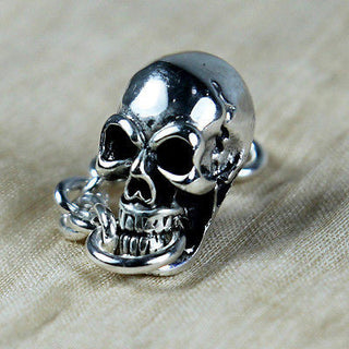 Skull Chain Stud
