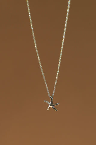 SILVER STARFISH NECKLACE