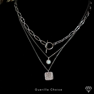 MADELY CHARM NECKLACE