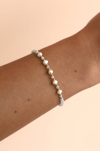 SKY BEADED PEARL BRACELET