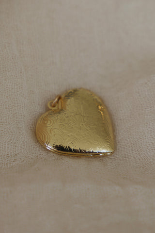 EMBOSSED HEART LOCKET