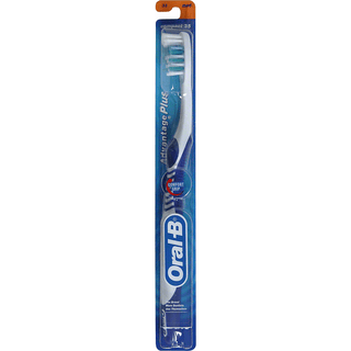 Oral B AdvantagePlus Toothbrush, Medium, Compact 35