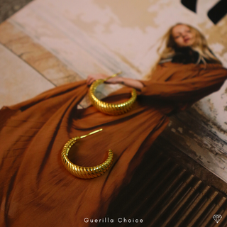 LA ELYSE GOLD EARRINGS