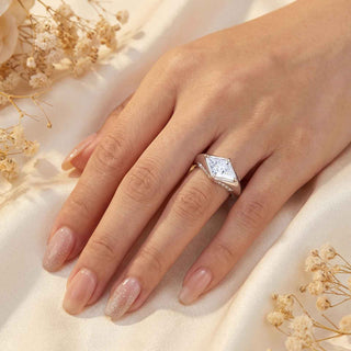 Lumière Rhombus 3.5CT Moissanite Engagement Ring
