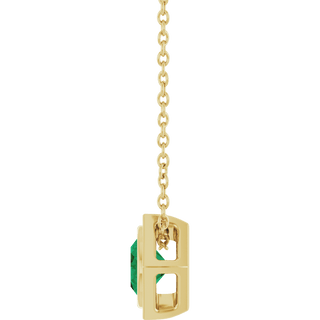 Émeraude Hexa Pendant Necklace