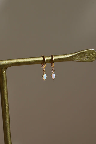 MINI OVAL OPALITE HUGGIES