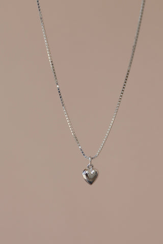 MINI SILVER PUFF HEART CHARM