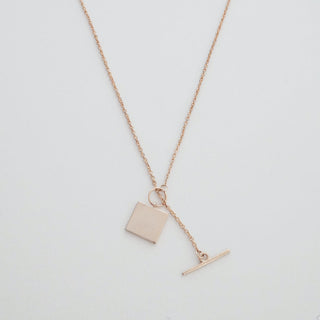 Gwyneth Toggle Necklace