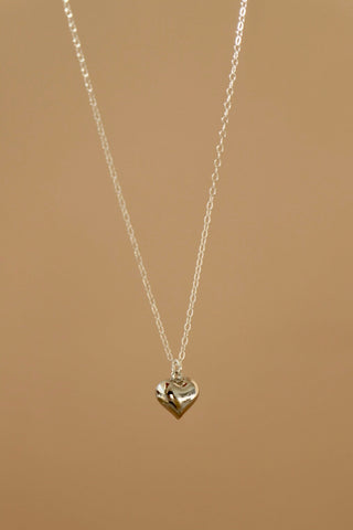 CLARA PUFF HEART NECKLACE - SILVER
