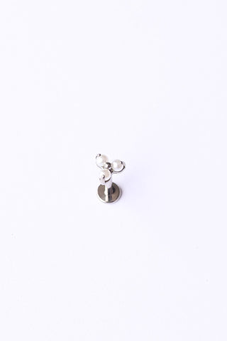 Pearl Trio Flat Back Stud