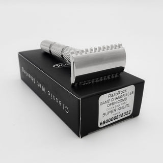 RazoRock Game Changer .68 Open Comb - With SS Super Knurl Handle
