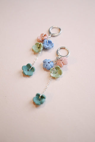 Wisteria Dangle in Spring Hues