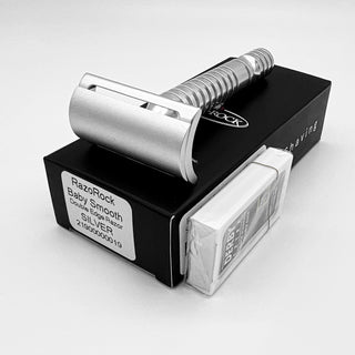 RazoRock Baby Smooth Silver - De Safety Razor - Machined Aluminum