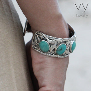 Turquoise Leaves