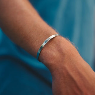 (CUSTOMISEDCUFF)RED Custom Cuff