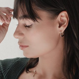 Demi Hoops
