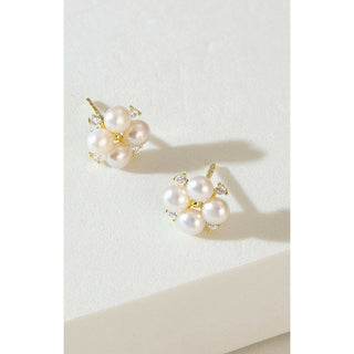 Clover Pearl Earrings