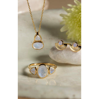 Malaika Rainbow Moonstone Trillion and Oval Cut Necklace