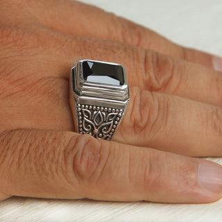 Onyx Signet